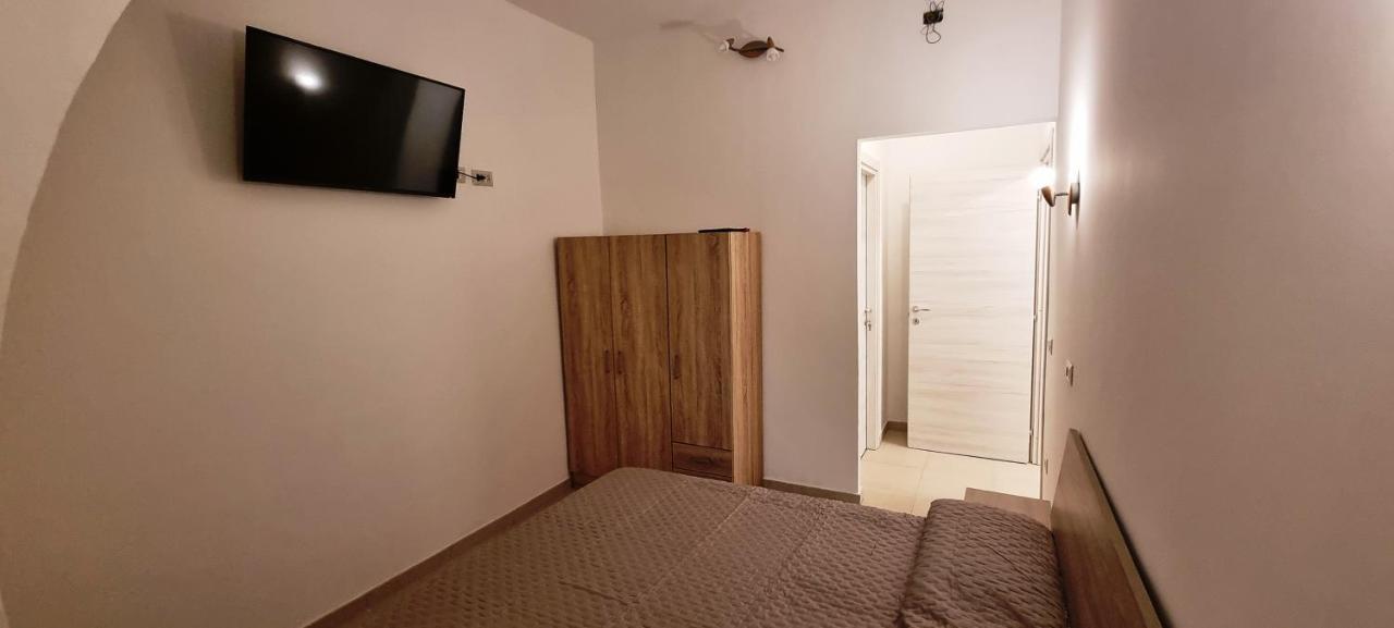 Appartamento Indipendente Carlo Cagliari Bagian luar foto